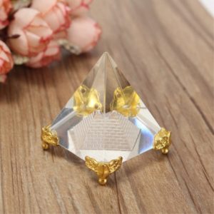 02-Pirámide Cristal Soporte 6cm