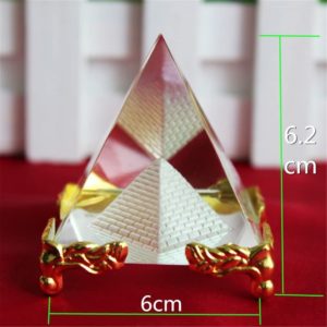 05-Pirámide Cristal Soporte 6cm