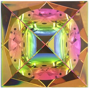 07-Pirámide Cristal iridiscente 10cm