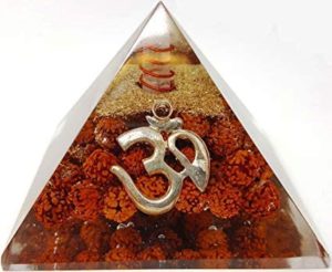 03-Pirámide Rudraksha