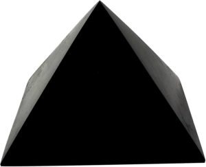 01-Pirámide Shungita pulida 15cm