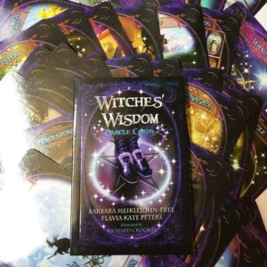 02-Witches Wisdom Oracle Cards